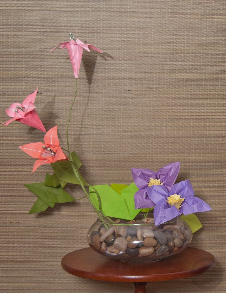 Origami Ikebana 着物月 Kimono Tsuki